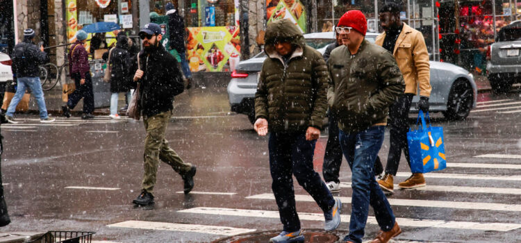 As Brutal Cold Settles Across U.S., Gulf Coast Braces for Rare Winter Storm
