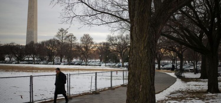 Snow, sleet and rain: Extreme cold temperatures expected as winter storm barrels towards the South