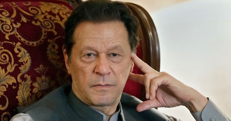 Imran Khan: Pakistani court sentences ex-Prime Minister and his wife to jail in corruption case