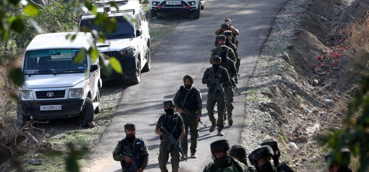 Four policemen, two suspected rebels killed in India-administered Kashmir | News