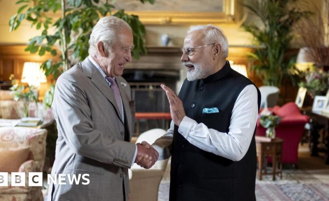 Modi meets King after agreement signed