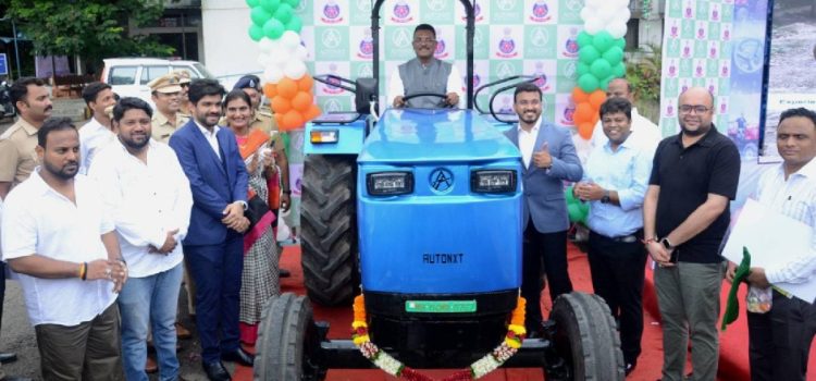 India’s First Electric Tractor Is Here, Will It Transform Indian Farming? | Auto News
