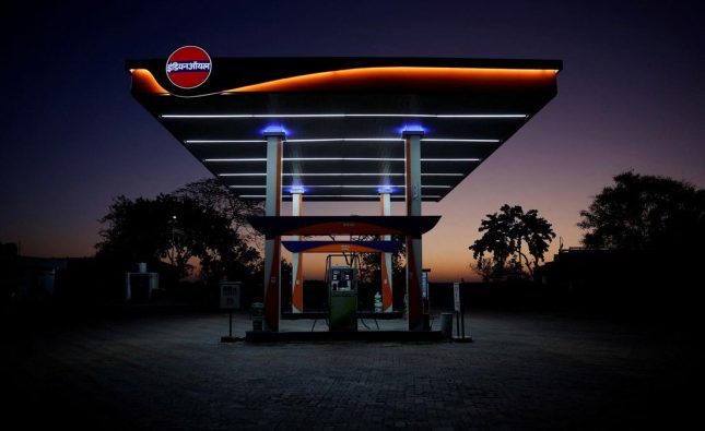 India will continue to buy Russian oil, government sources tell NYT